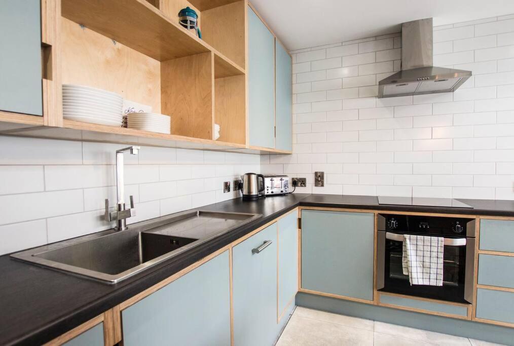 Modern City Centre Rooms Dublin Exterior photo